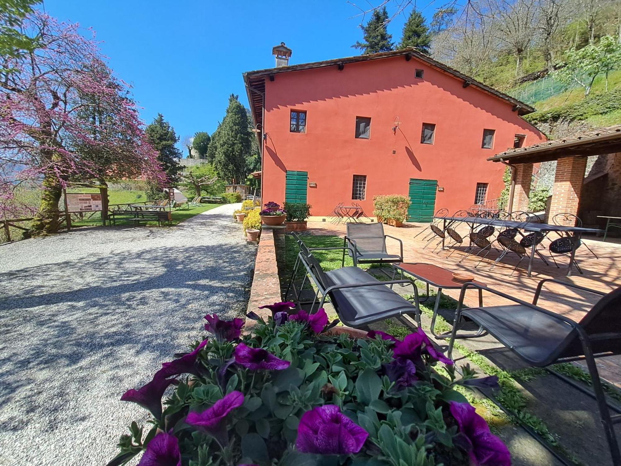 Agriturismo La Torre Бани ди Лука Екстериор снимка